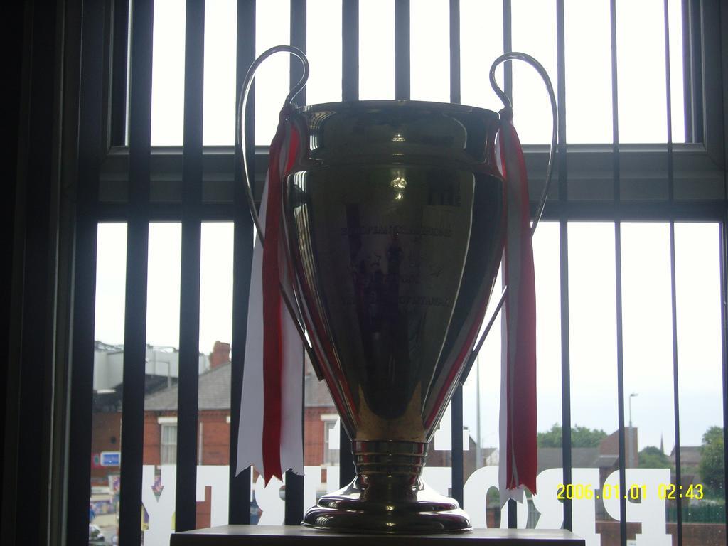 The Kop View 호텔 리버풀 외부 사진