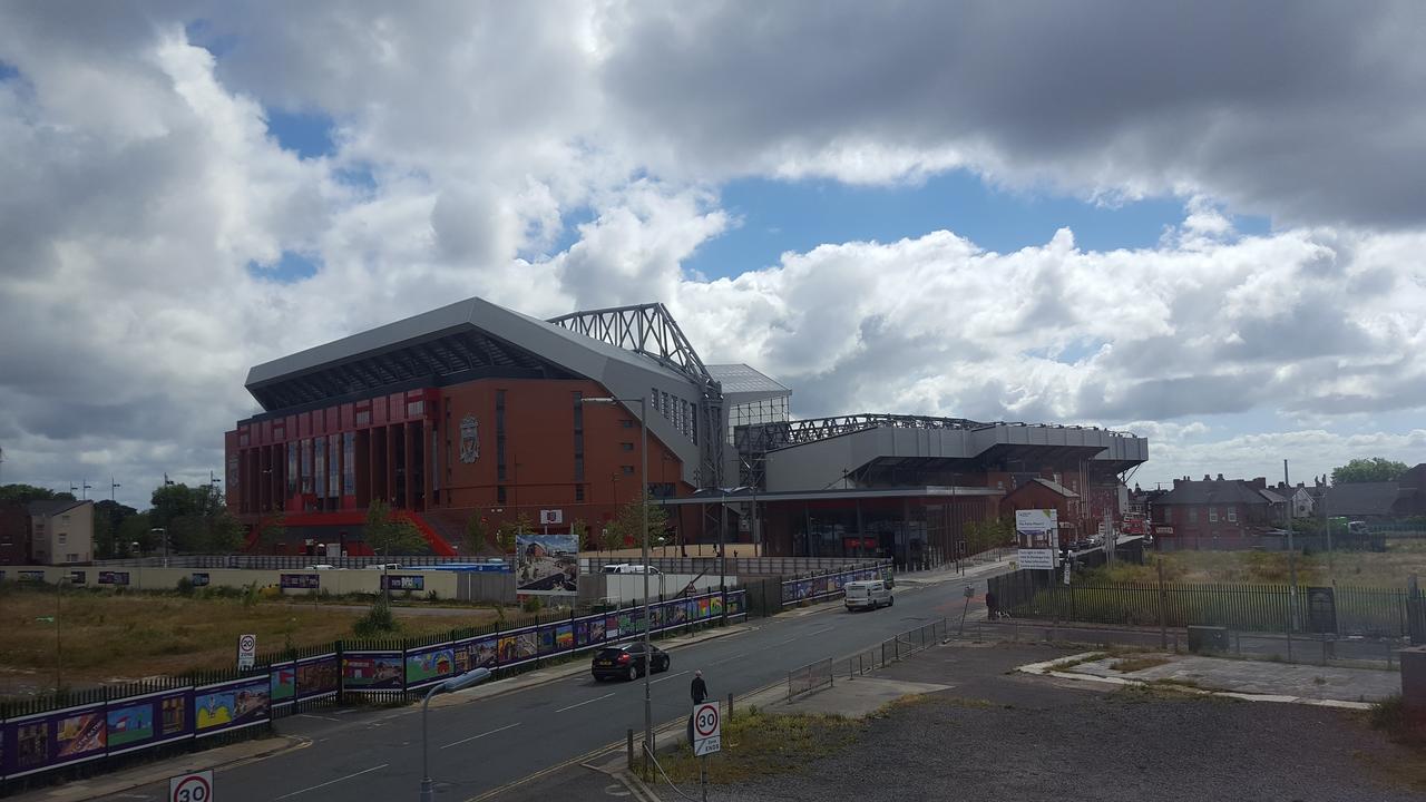 The Kop View 호텔 리버풀 외부 사진
